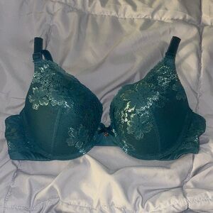 Victoria’s Secret Body By Victoria Perfect Shape Bra 32C